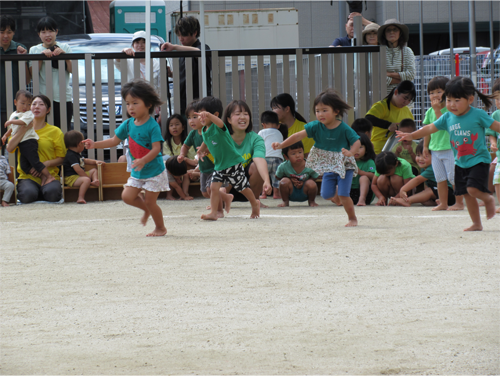 ２才児　かけっこ
